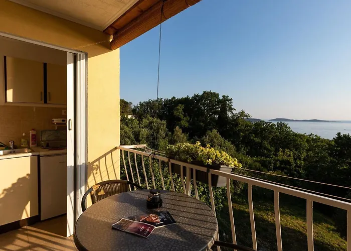 Belenum - Comfort Double With Balcony And Sea View No 1